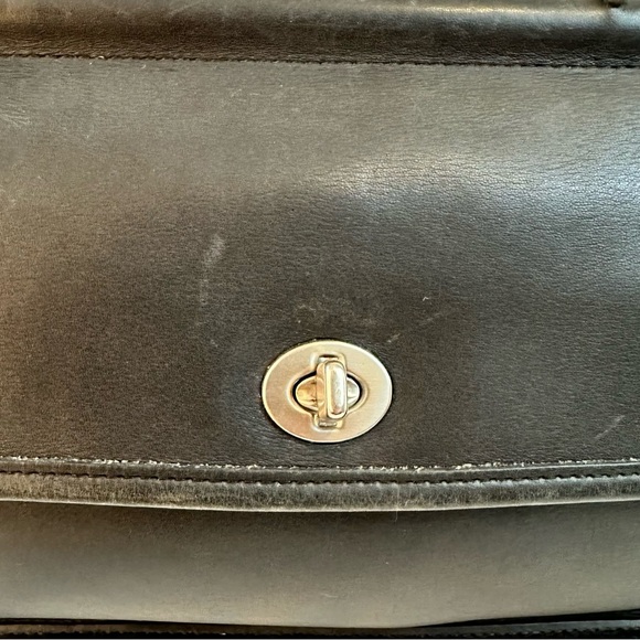 Vintage Coach City Willis, Black and Nickel - Picture 11 of 16